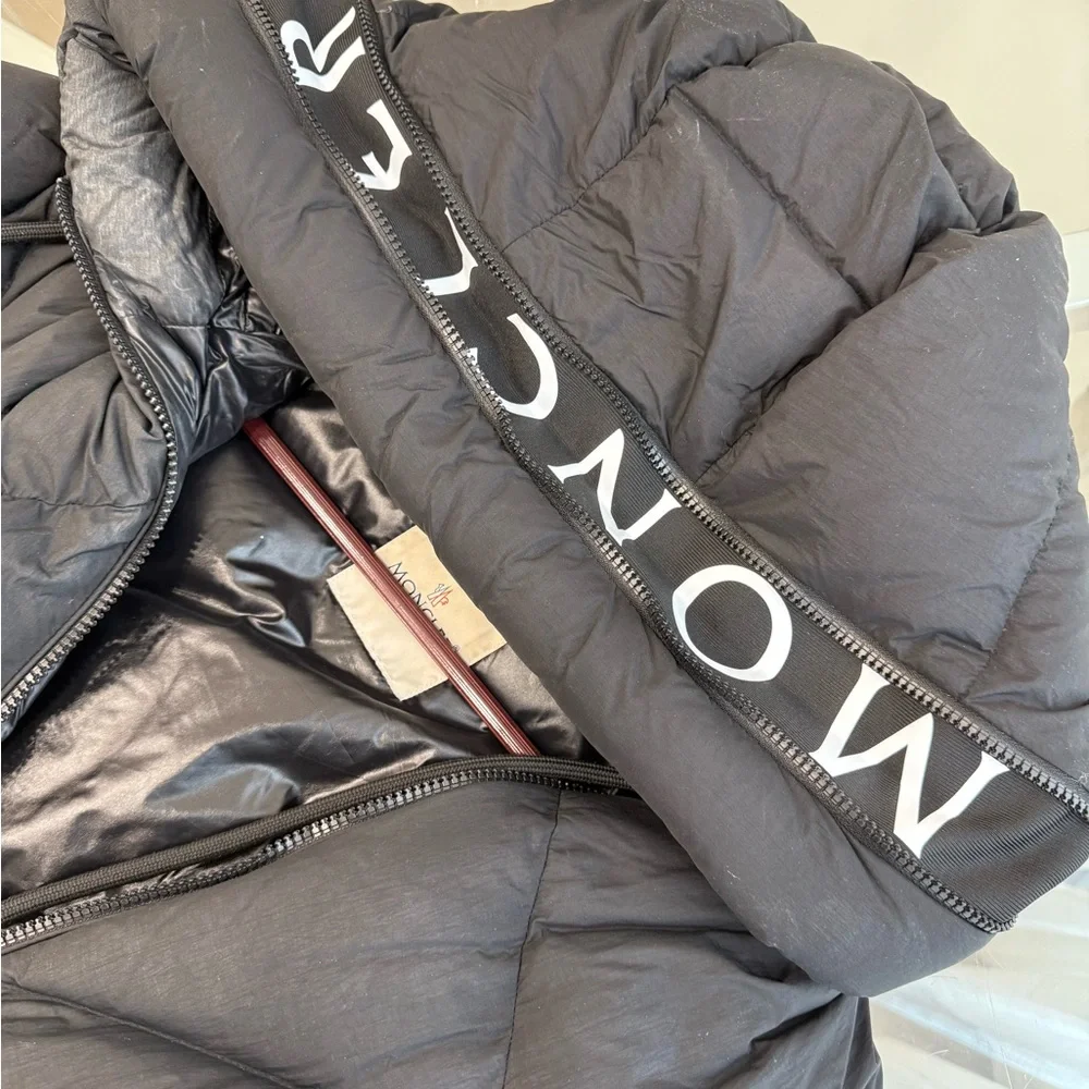 Moncler Black Estom Puffer Jacket - Picture 5 of 16